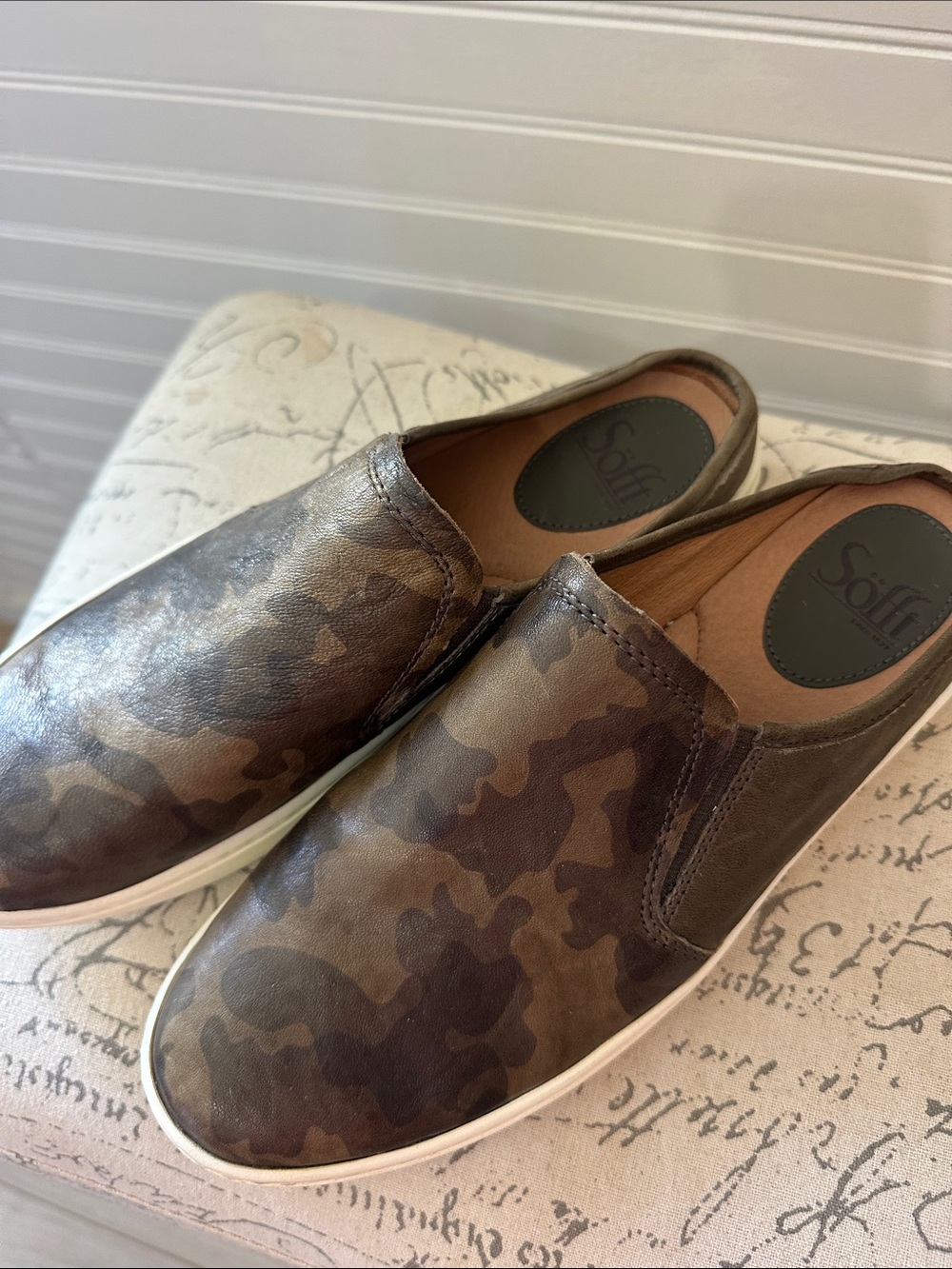 Sofft Slip-On Camouflage Casual Sneakers - Brown Mule size 8.5